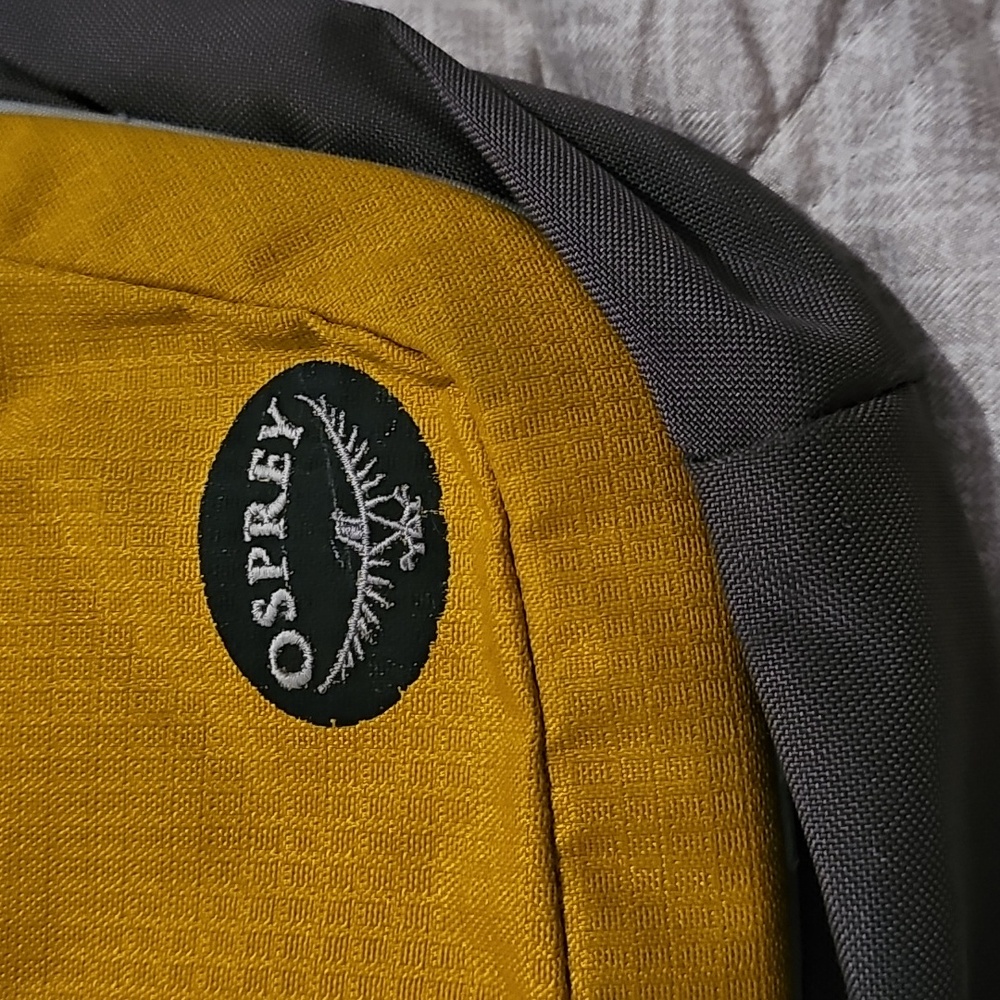 Osprey Yellow and Grey Veer Backwoods Sling Bag - Picture 4 of 6